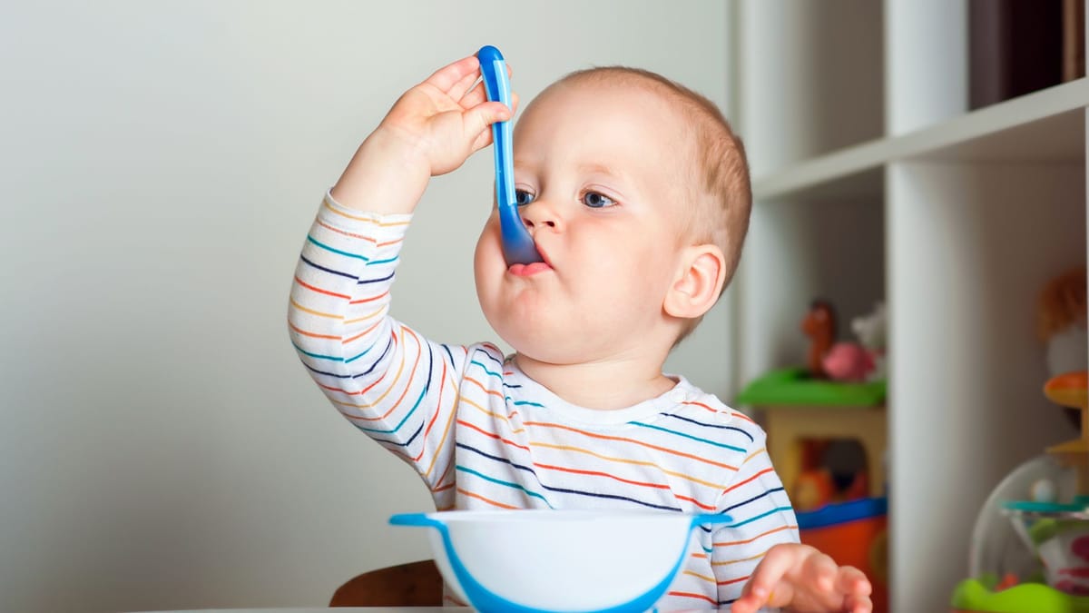 Emizish (GV) / sun’iy ovqatlantirish (IV) va qo‘shimcha ovqat: ular qanday qilib birga ishlaydi