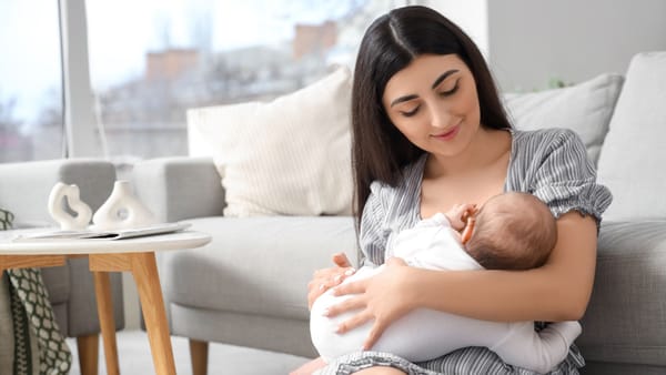 Ko‘krak suti bilan boqish haqidagi afsonalar